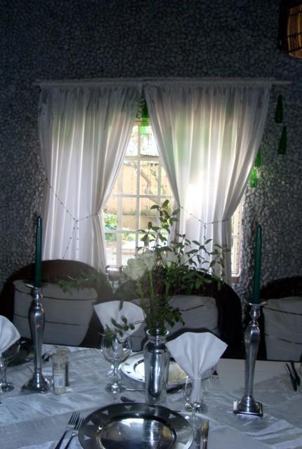 44 On Ennis Guest Lodge And Restaurant - No Load Sheddding Ermelo Exteriér fotografie