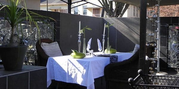 44 On Ennis Guest Lodge And Restaurant - No Load Sheddding Ermelo Exteriér fotografie